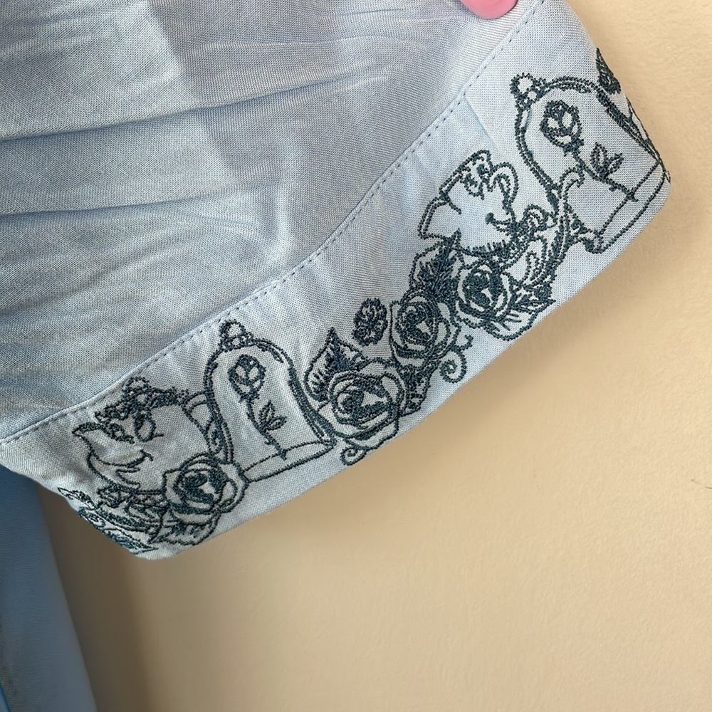 Disney Beauty and the Beast collared rose teacup shirt women size XL - Picture 5 of 7